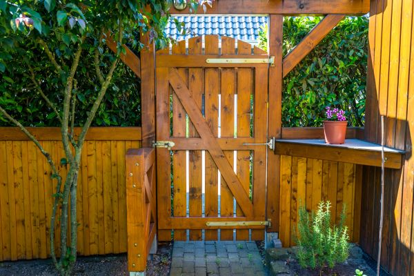 Wood Gate Repair in Glen Allen
