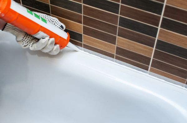 Bathtub Sealing in Glen Allen