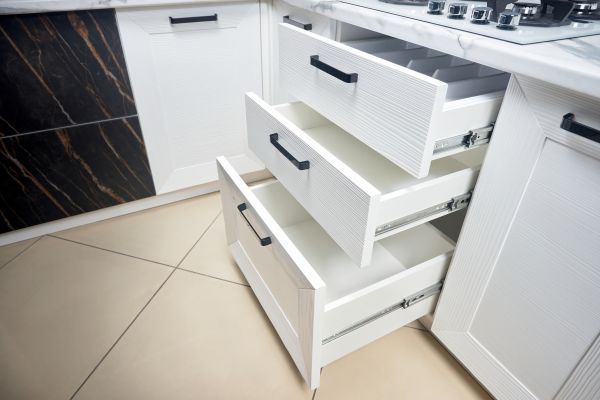 Drawer Pull Installation in Glen Allen